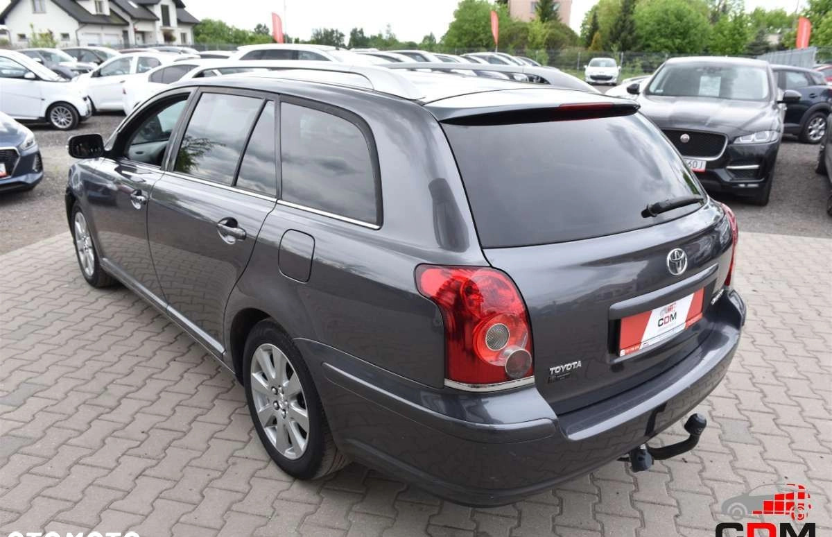 Toyota Avensis cena 18900 przebieg: 257418, rok produkcji 2008 z Mława małe 277